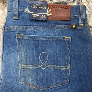 10 Lucky Brand “Sofia Boot” Jeans size 30